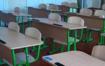 Управління освіти Мукачівської міської ради купило шкільні меблі з порушеннями закону