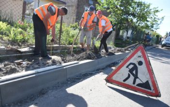 Як одна невелика компанія задовольняє потреби великого села
