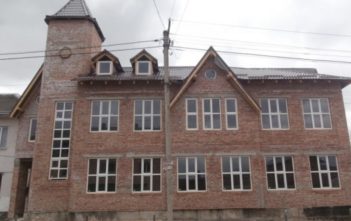 У тендері на добудову школи за 25 млн грн на Сколівщині знайшли порушення