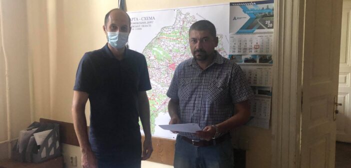 Львівщина: обласна влада пообіцяла відремонтувати дорогу до села Красіва